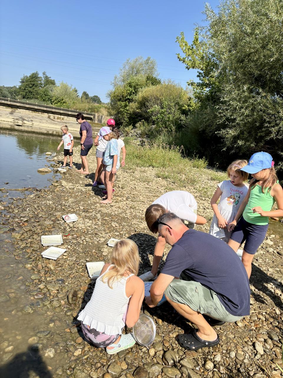 CS 13 08 2025 Fluss Kinder haben Spaß