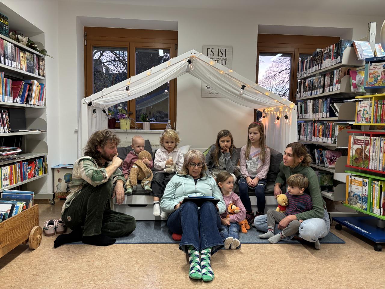 Kuscheltierübernachtungsparty Christine liest aus Während Susi schläft vor