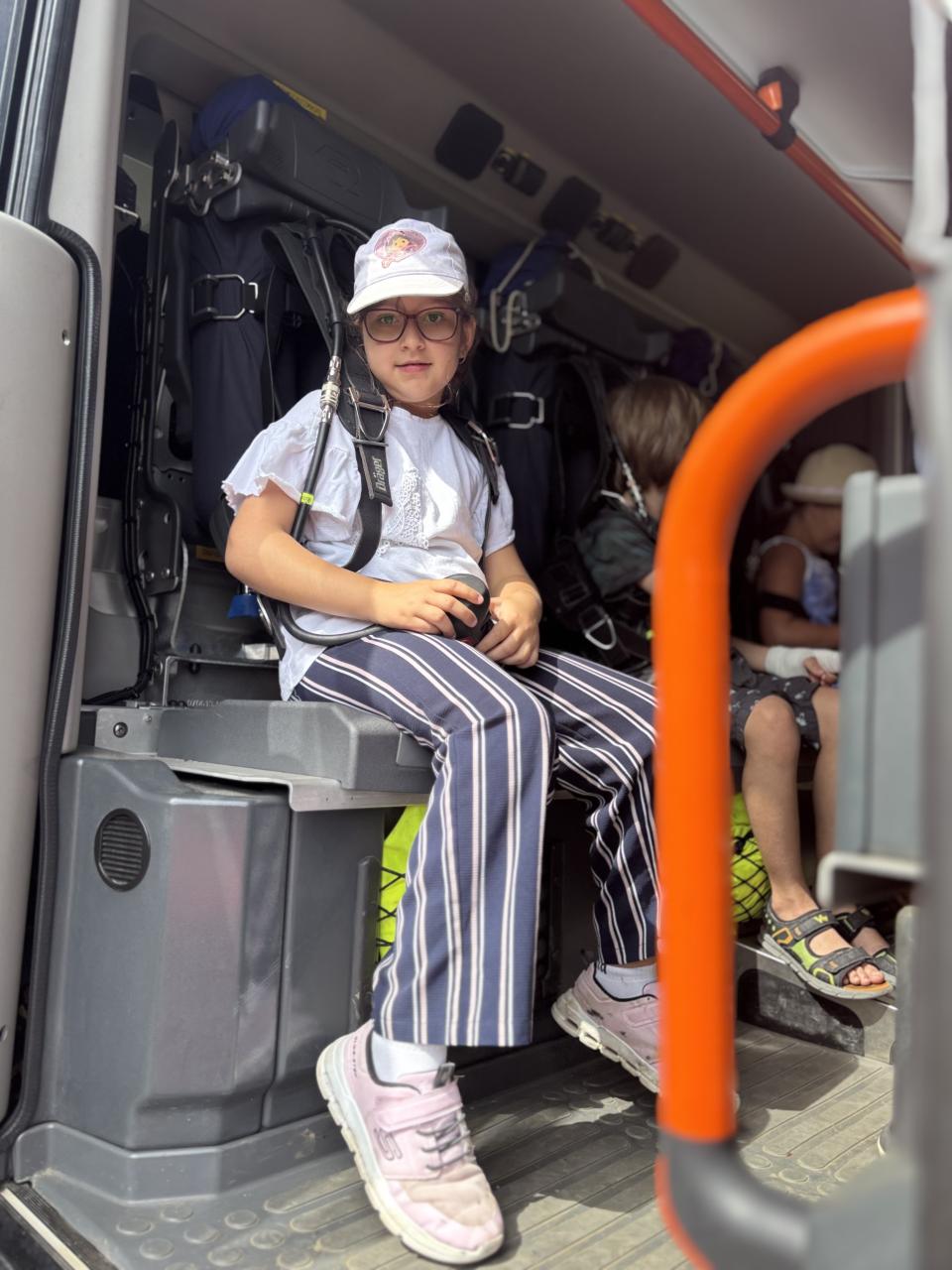 CS Feuerwehr Katja im Feuerwehrbus