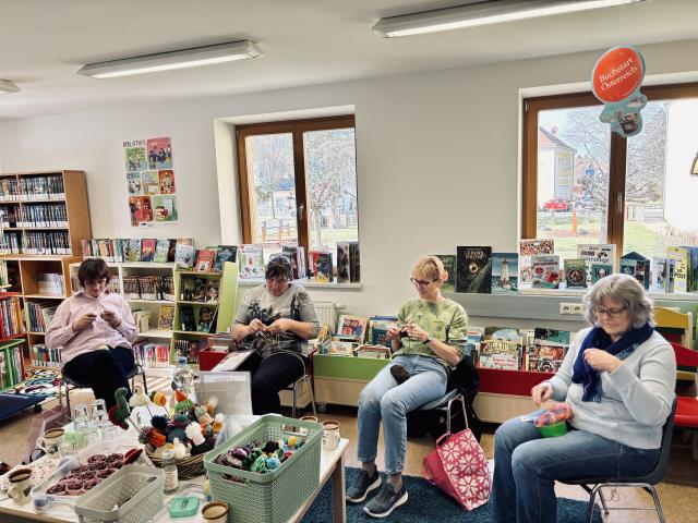 Das große Stricken 3 Foto in die Runde 10 03 2026